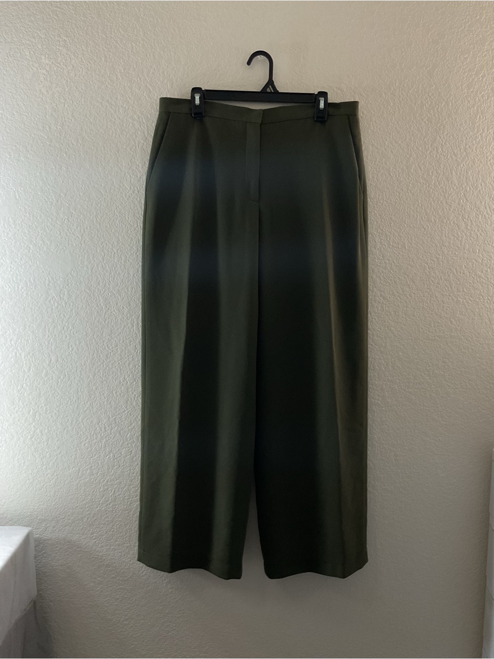 Josephine Chaus Olive Green Wide-Leg Trousers Office Autumn Business Casual